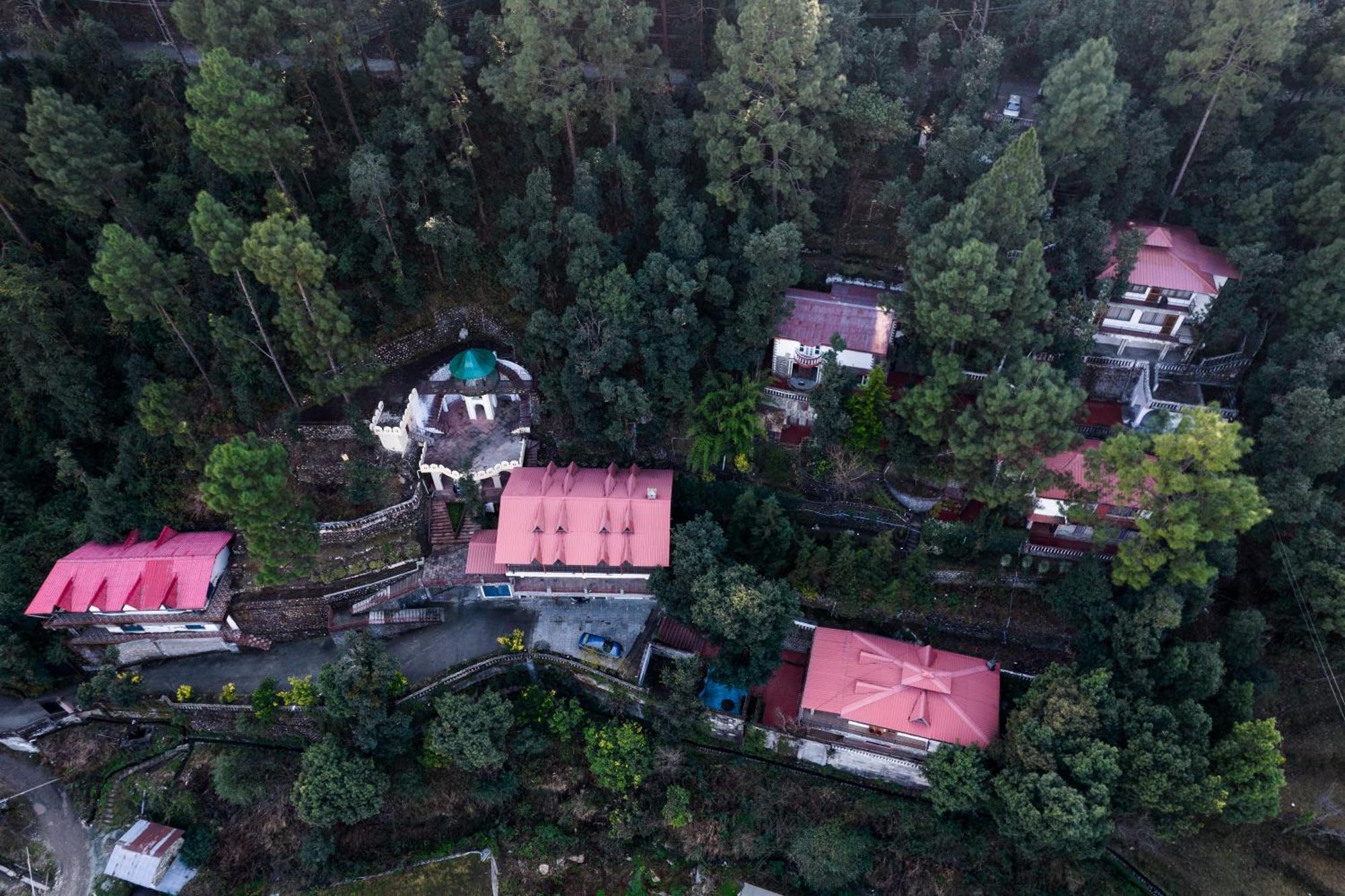 The Canadian Woods Resort Nainital Dış mekan fotoğraf