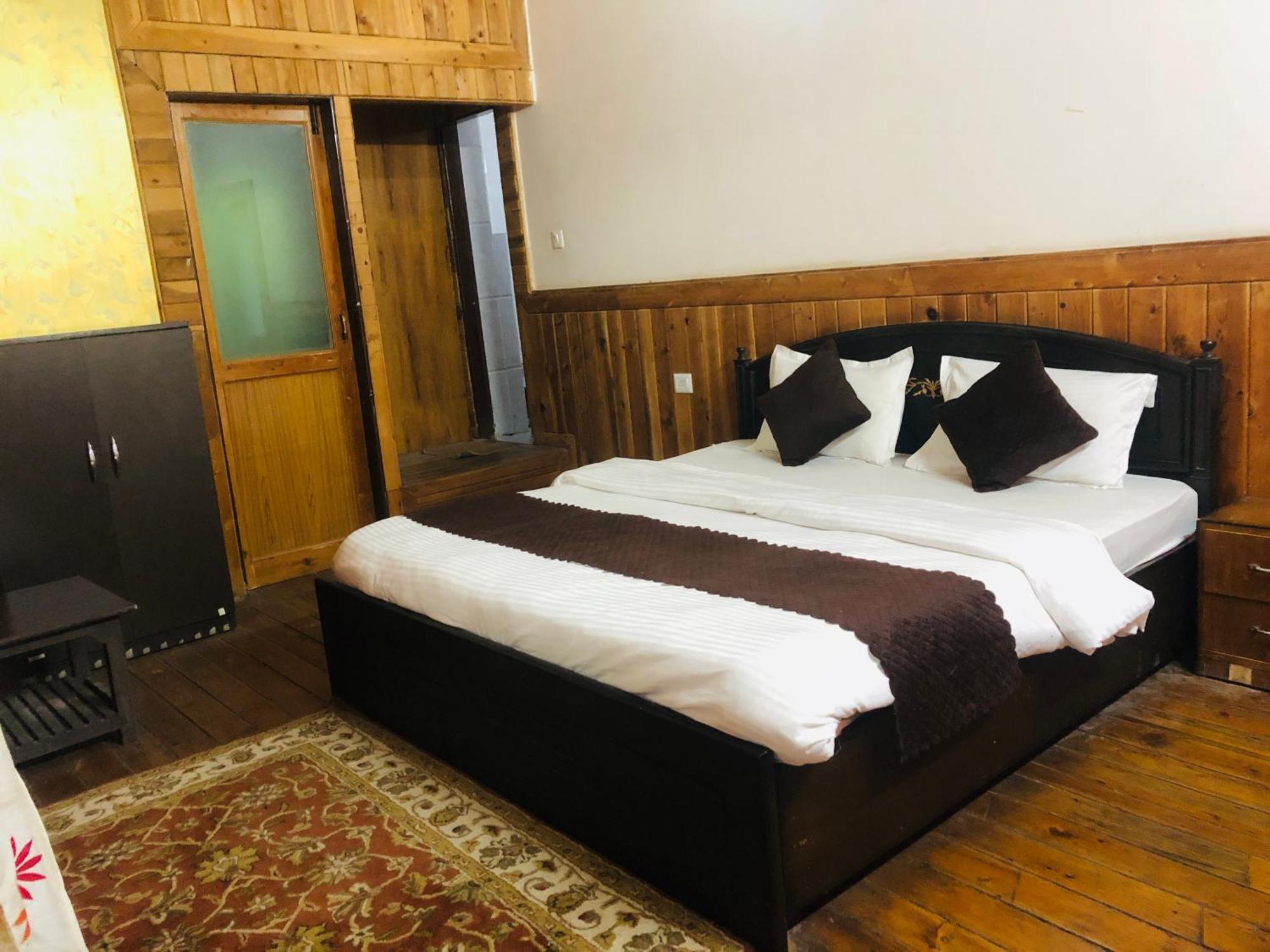 The Canadian Woods Resort Nainital Dış mekan fotoğraf